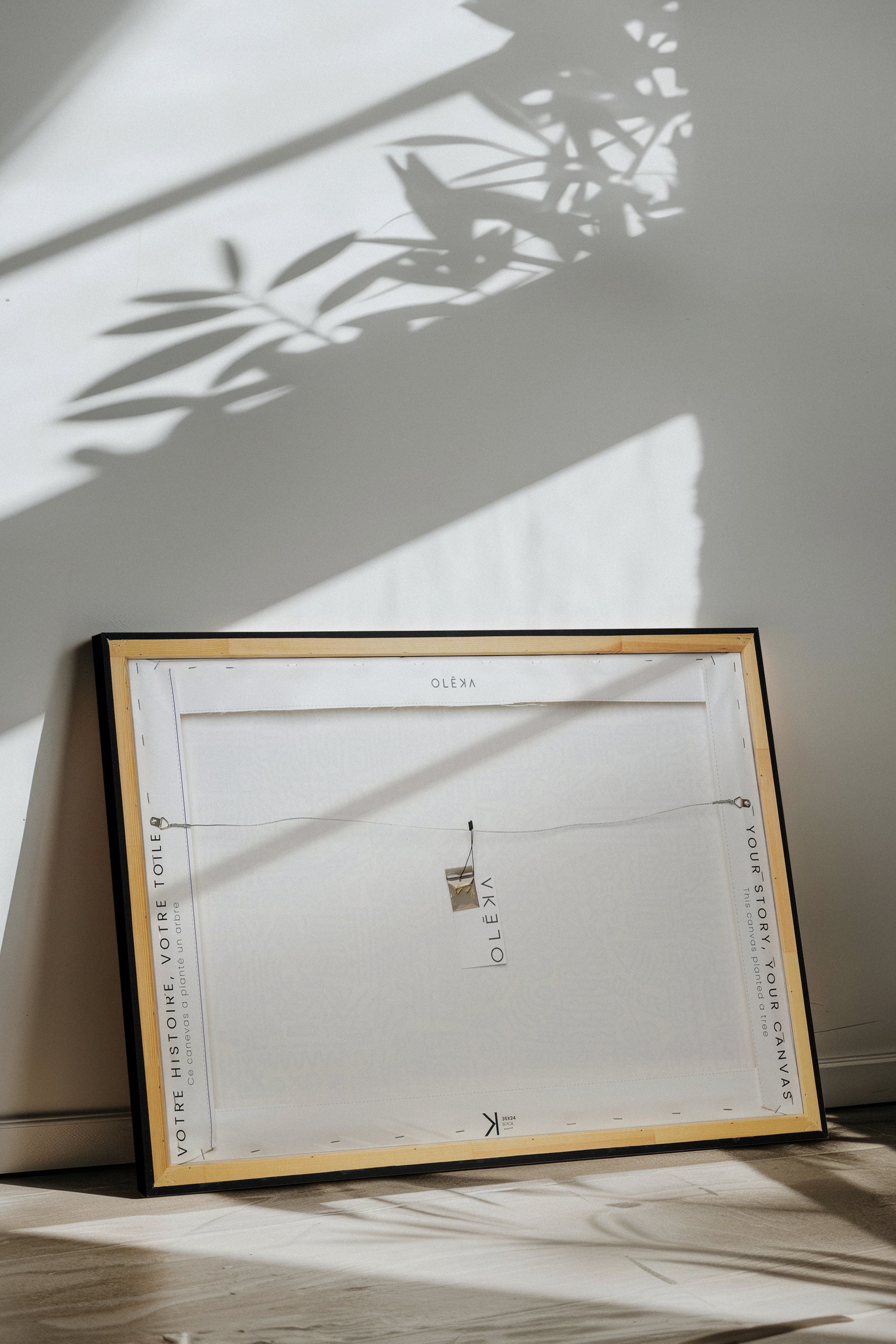 AMBER HILLS, Oeuvre sur toile étirée